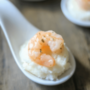 Mini Shrimp and Grits Appetizer Bites: These quick and easy shrimp and grits appetizer recipe will wow your party guests! 