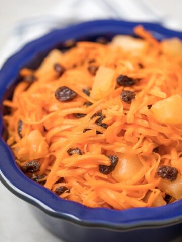 cropped-Raisin-and-Carrot-Salad.jpg