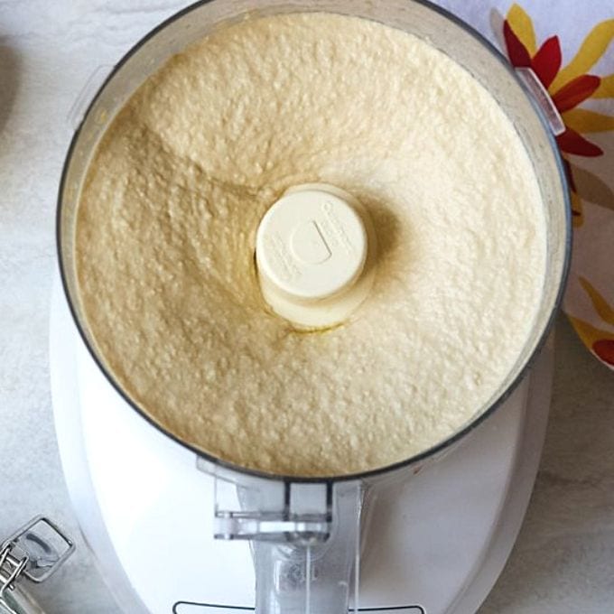 Creamy Hummus in the Instant Pot