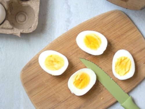 https://amindfullmom.com/wp-content/uploads/2018/08/Pressure-Cooker-Hard-Boiled-Eggs-500x375.jpg