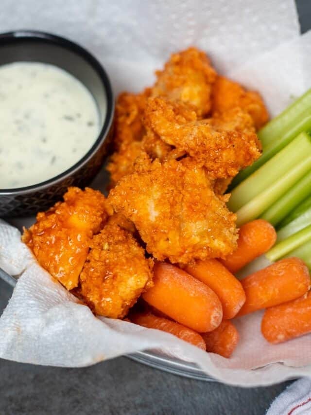 BONELESS CHICKEN WINGS