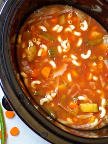 Slow Cooker with Minestrone in it.