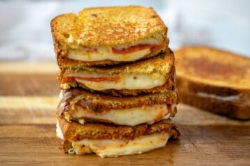 Pizza Grilled Cheese - Super Easy & Delicious