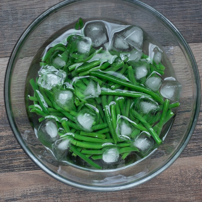 Green Beans in Ice bath.