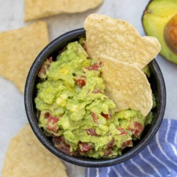 Bowl of Guacamole with chips