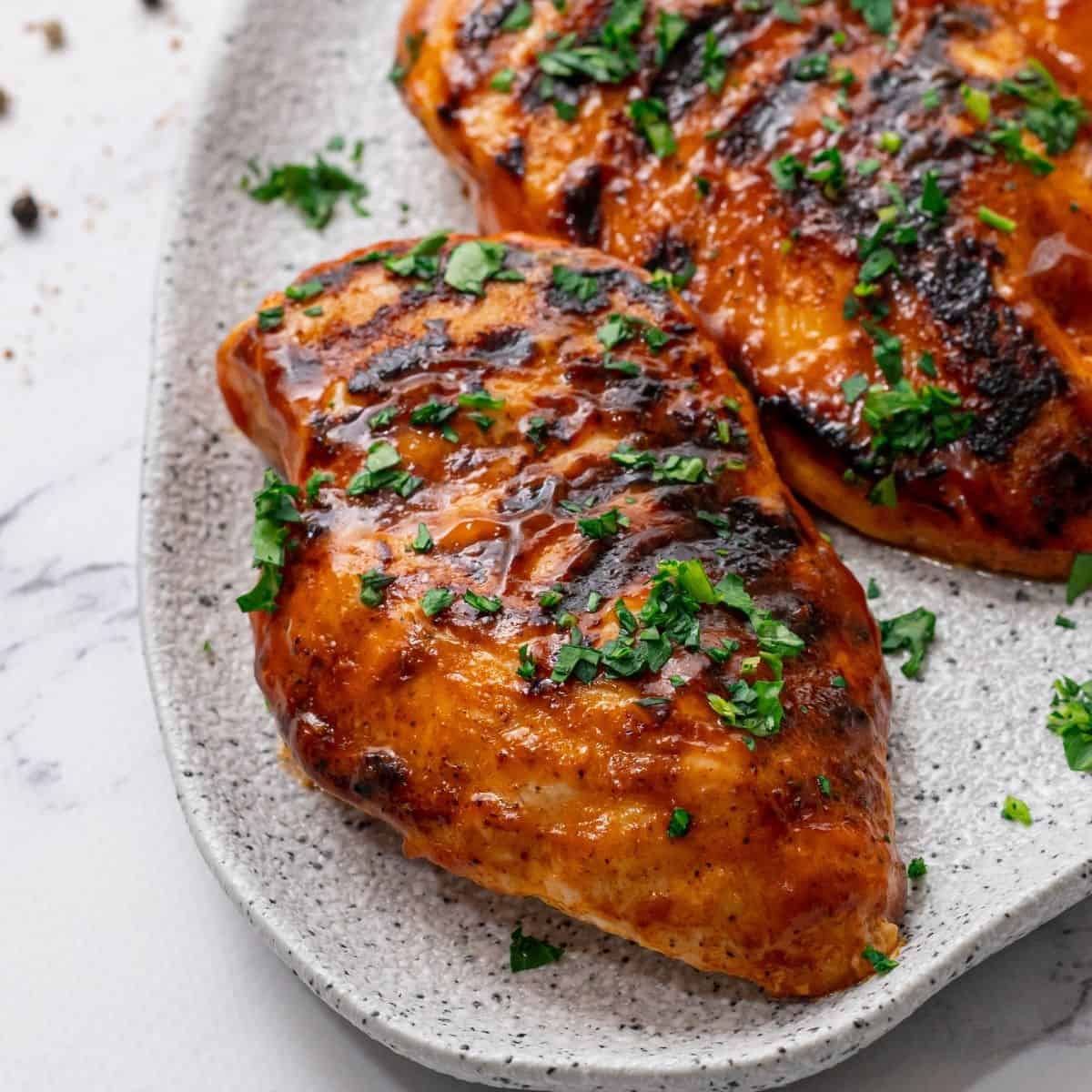 The Very Best Grilled BBQ Chicken (Easy Grilled Barbecue Chicken)