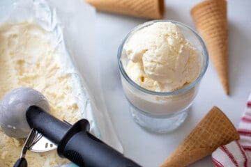 Easy No-Churn Vanilla Ice Cream | A Mind 