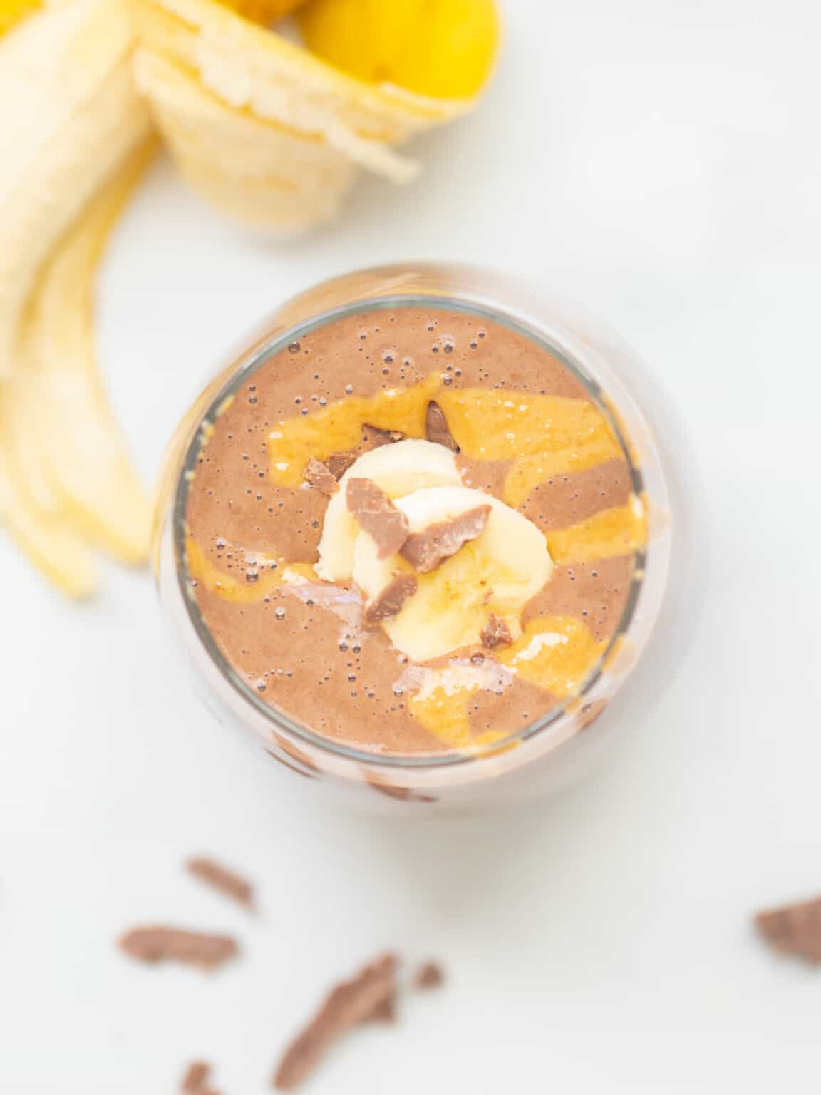 Healthy Chocolate Peanut Butter Smoothie | A Mind 