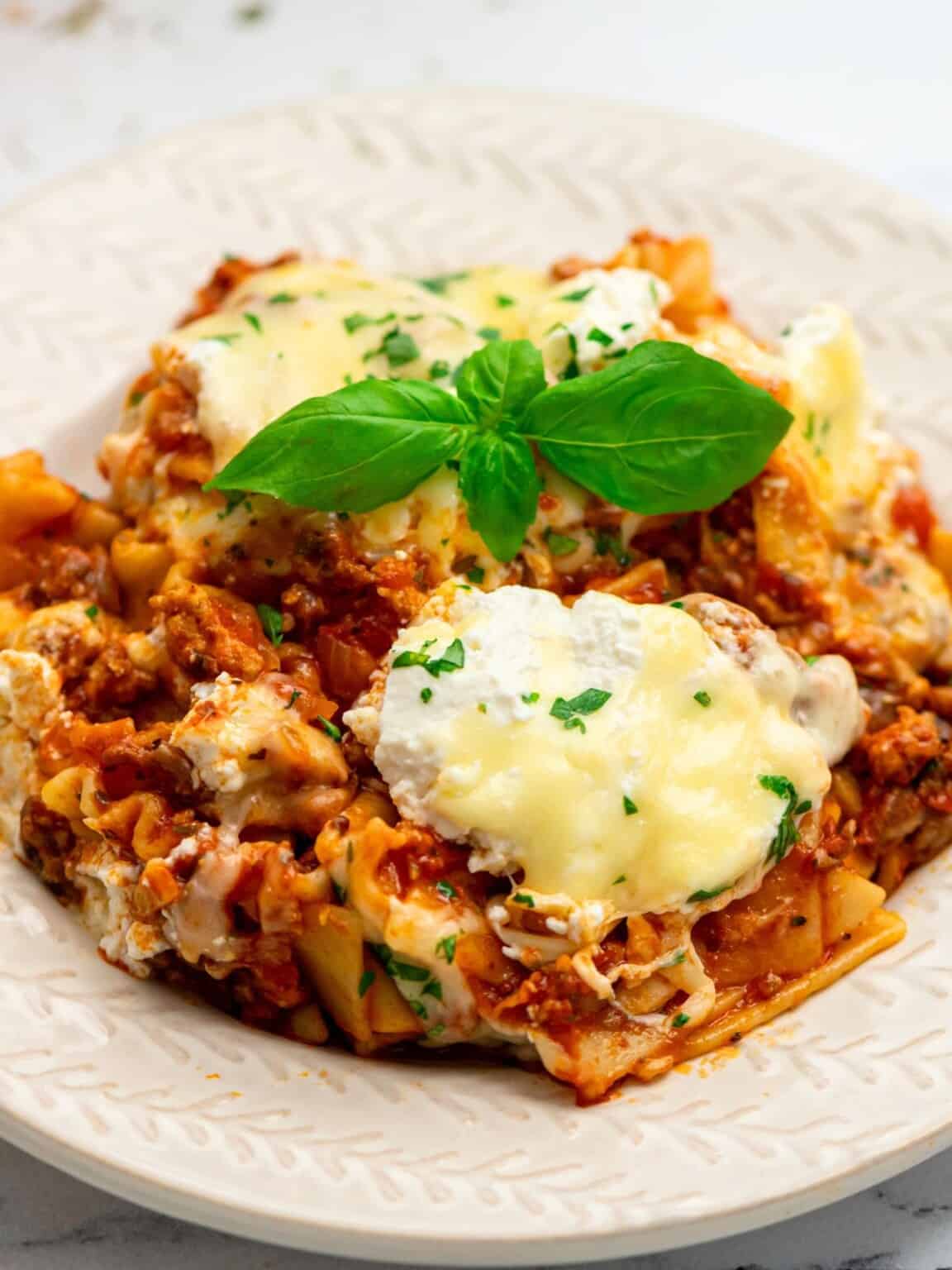 Easy Skillet Lasagna - Ready in just 35 minutes!