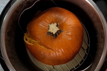 Pressure Cooked Pumpkin inside inner pot.