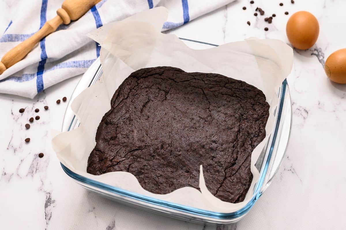 Can You Bake Brownies in a Glass Pan?