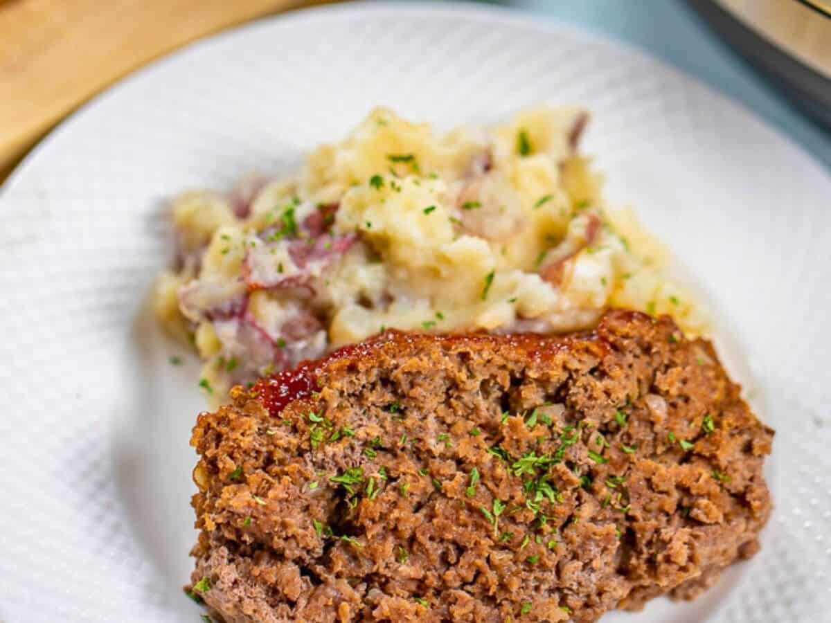 Instant Pot Meatloaf and Mashed Potatoes - The Recipe Rebel